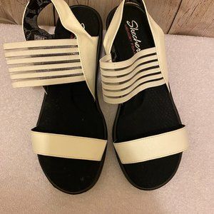 Skechers Sandals | 9M